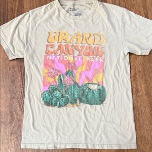National Geographic Grand Canyon T-Shirt - Cream, Green, Pink